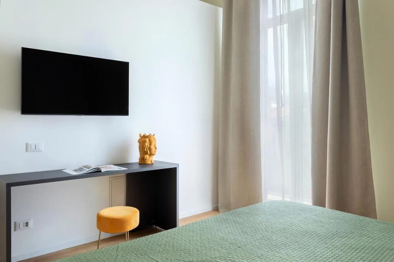Gasthof Mori'S Rooms Palermo Italien