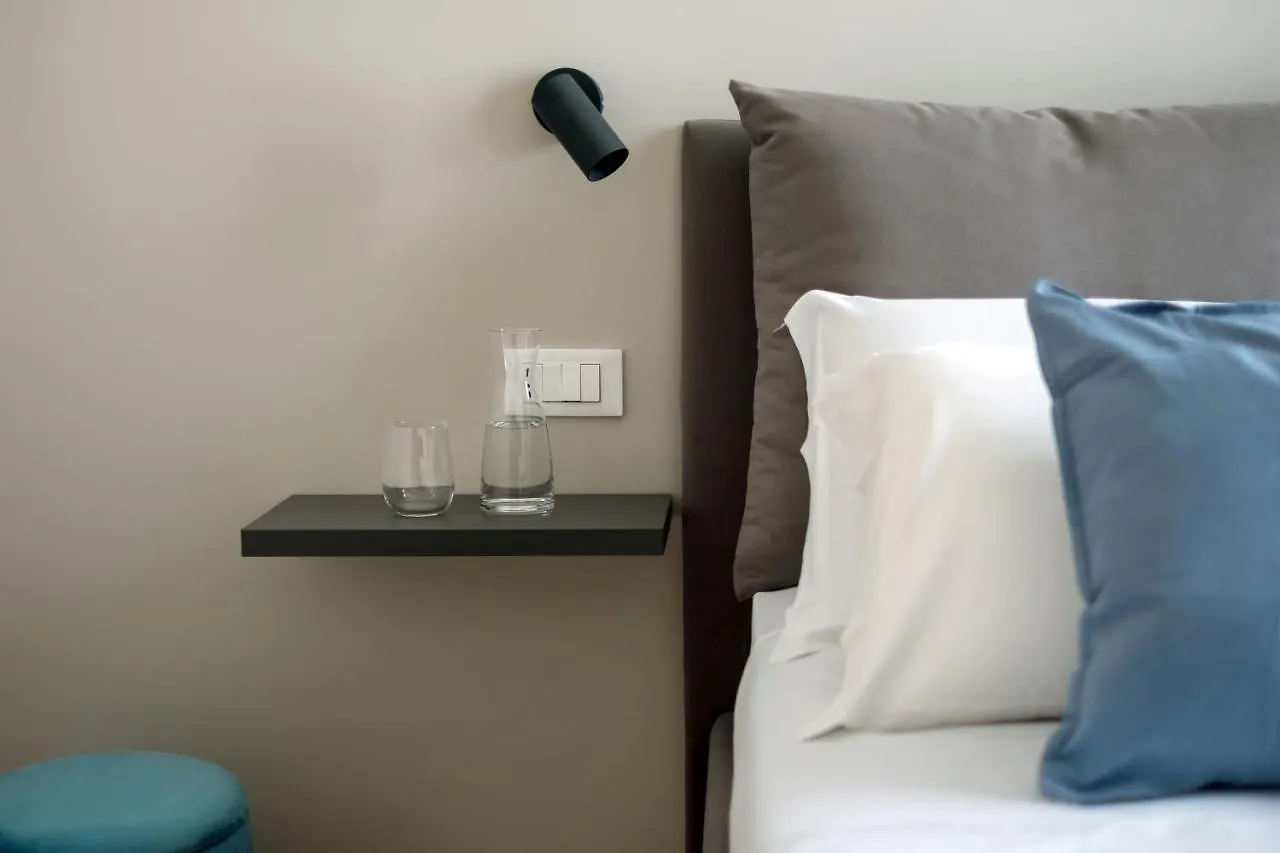 Mori'S Rooms Palermo 0*,  Italien